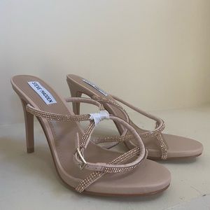 ❌❌SOLD Steve Madden heels 8.5US